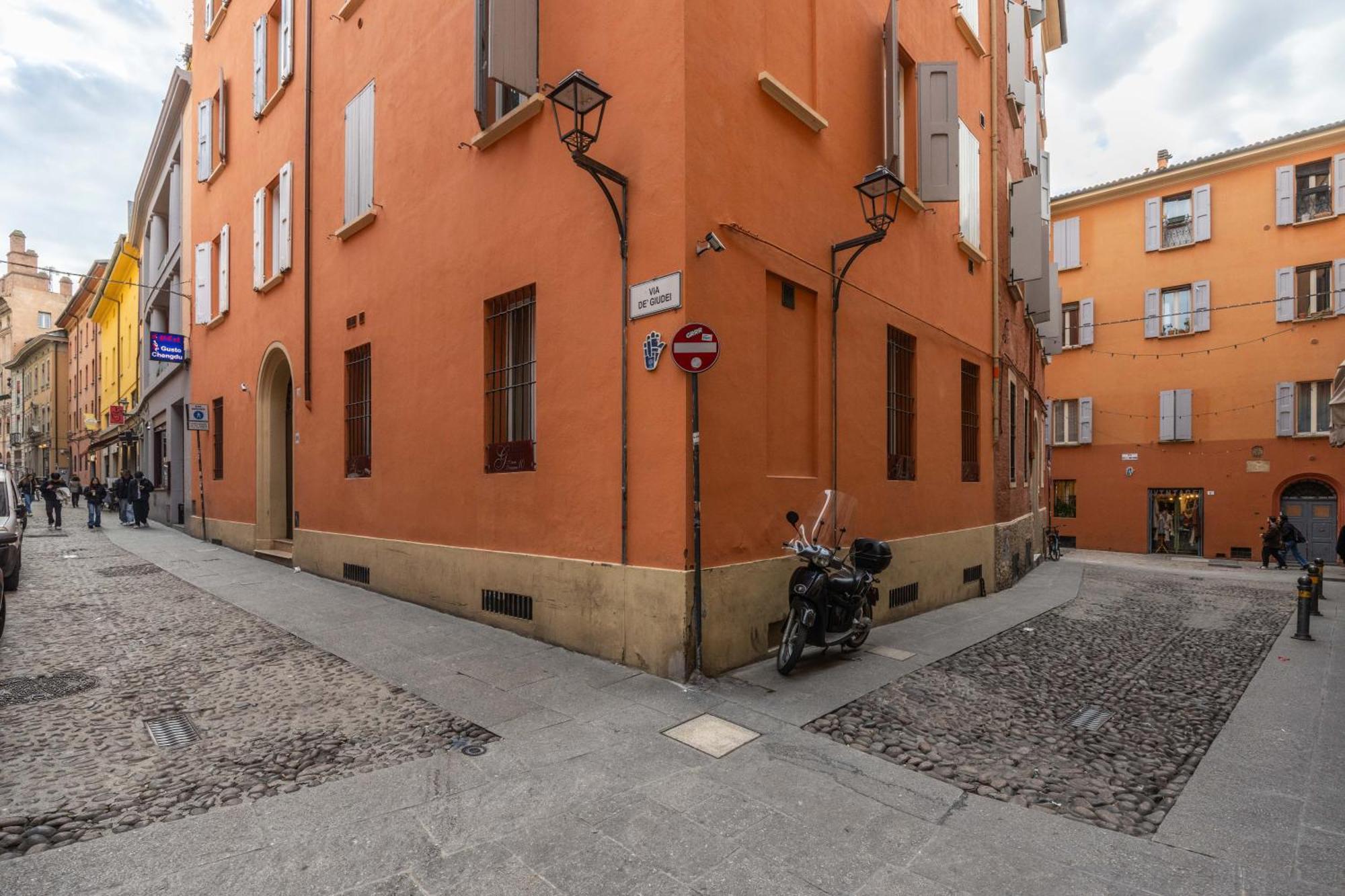 De'Giudei, Bologna By Short Holidays ภายนอก รูปภาพ